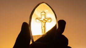 Paștele ortodox în 2024: Pe ce dată pică? Tradiții și obiceiuri legate de cea mai mare sărbătoare de peste an